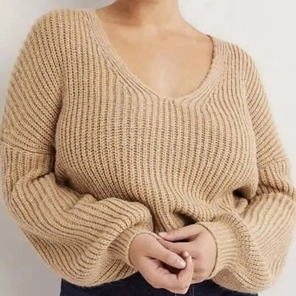 Boden Size XL Size 14 Cream Wiith Metallic Gold Over SizedV-Neck Sweater
